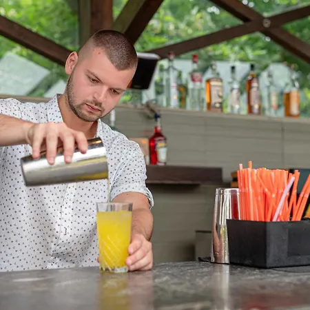 Jeravi Club - Hotel Primorsko